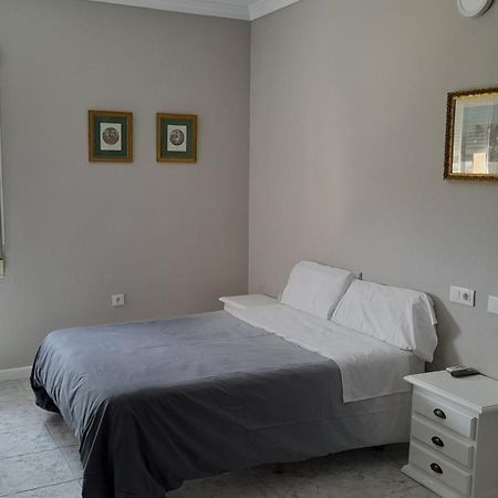 Hotel Oriana Badajoz Kültér fotó