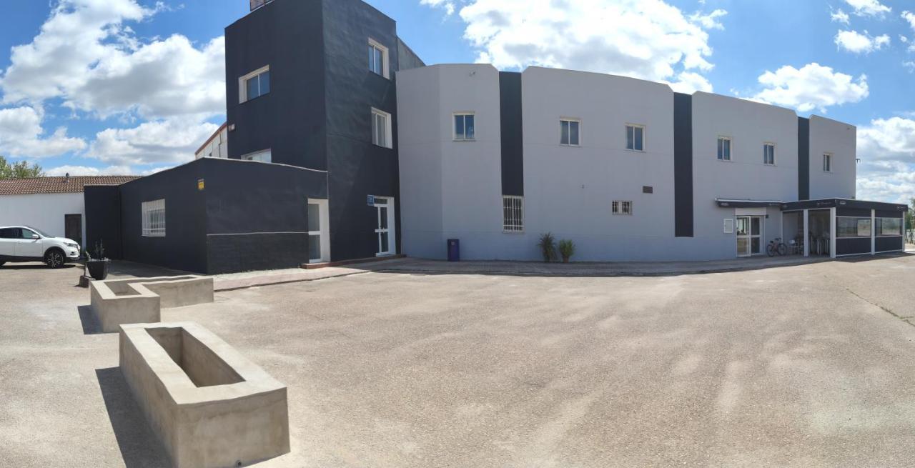 Hotel Oriana Badajoz Kültér fotó
