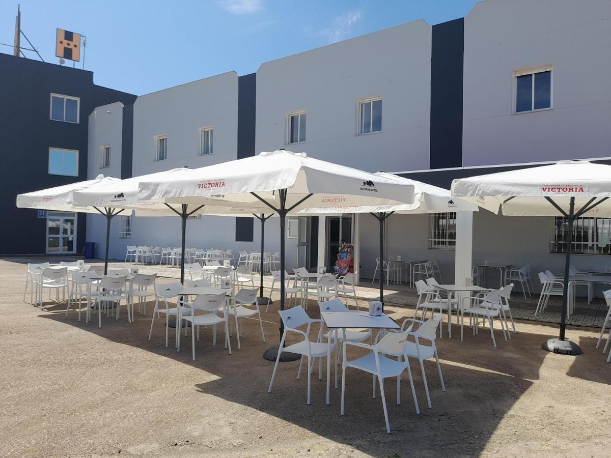Hotel Oriana Badajoz Kültér fotó