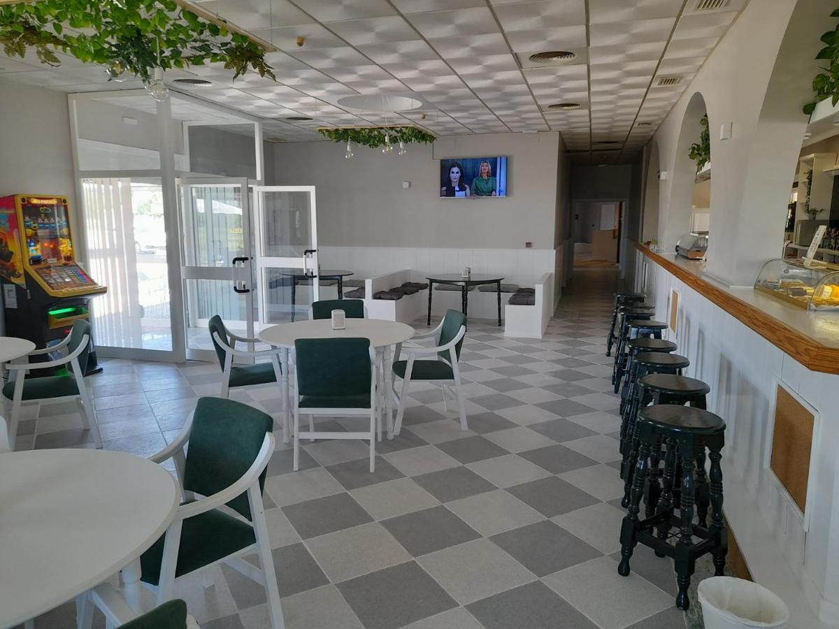 Hotel Oriana Badajoz Kültér fotó